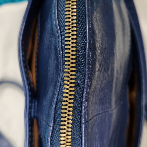 WOMEN'S HOBO INTERNATIONAL BLUE CROSSBODY NWOT - Picture 9 of 11